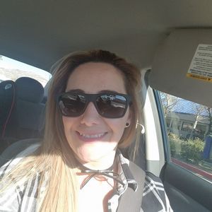 Meet your Posher, Cris