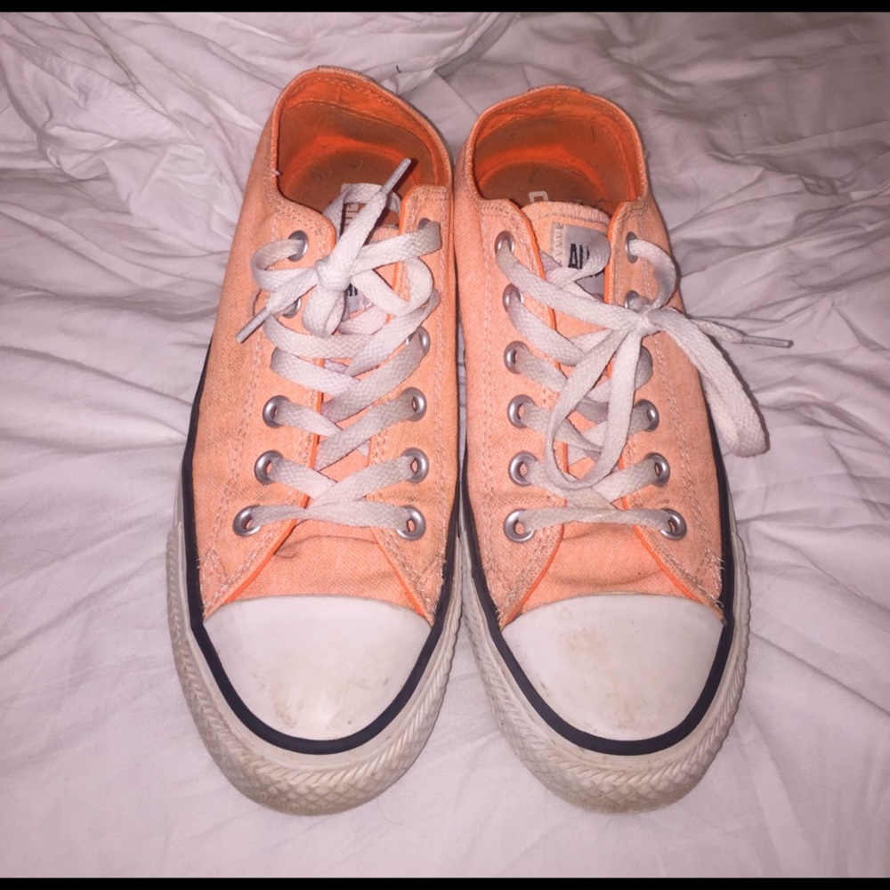 orange converse size 8