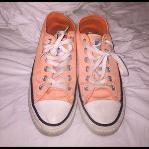 orange converse size 8