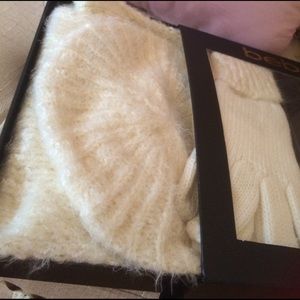 BEBE HAT gloves and scarf set