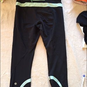 Reduced!! Lululemon cropped leggings.