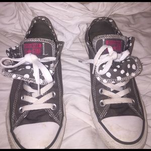 grey converse size 8