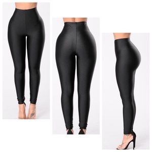 Fashion nova leggings