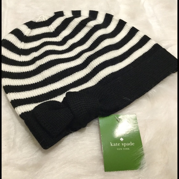 kate spade Accessories - NWT Kate Spade Heritage Stripe Beanie
