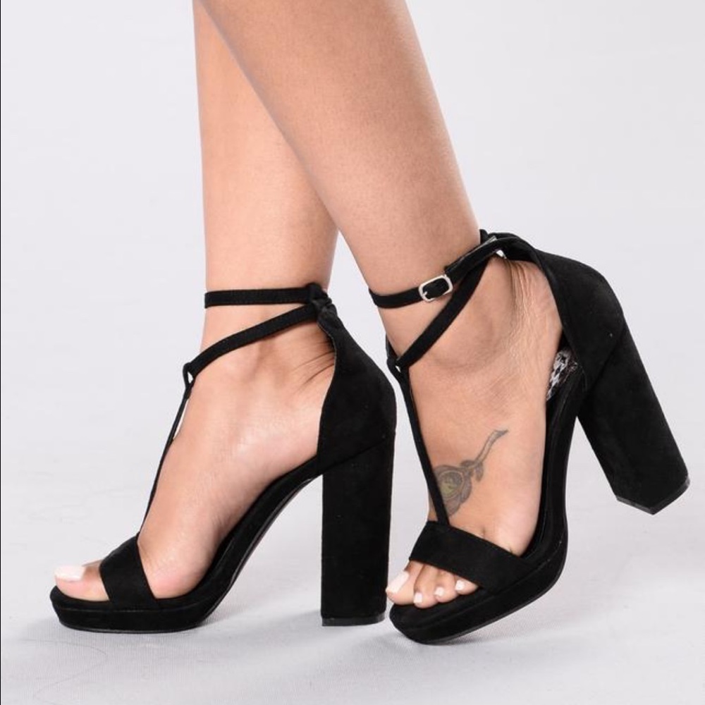 Fashion nova heels