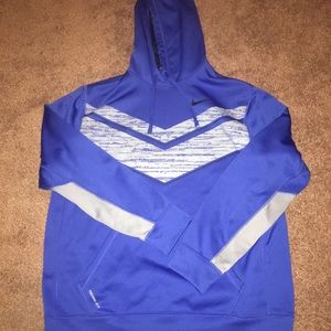 Nike therma-fit hoodie
