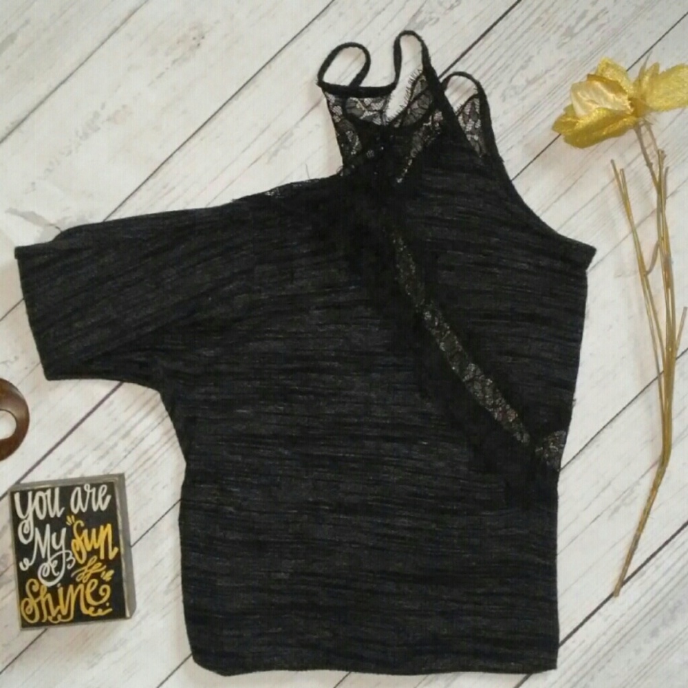 ❗40%off❗Anthropologie Lace Insert Top - Picture 3 of 4