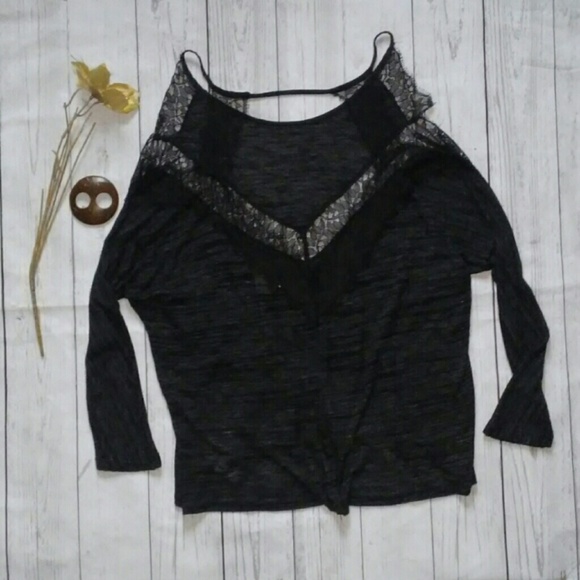 ❗40%off❗Anthropologie Lace Insert Top - Picture 2 of 4