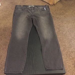 Old Navy Rockstar Super Skinny Jean, Gray