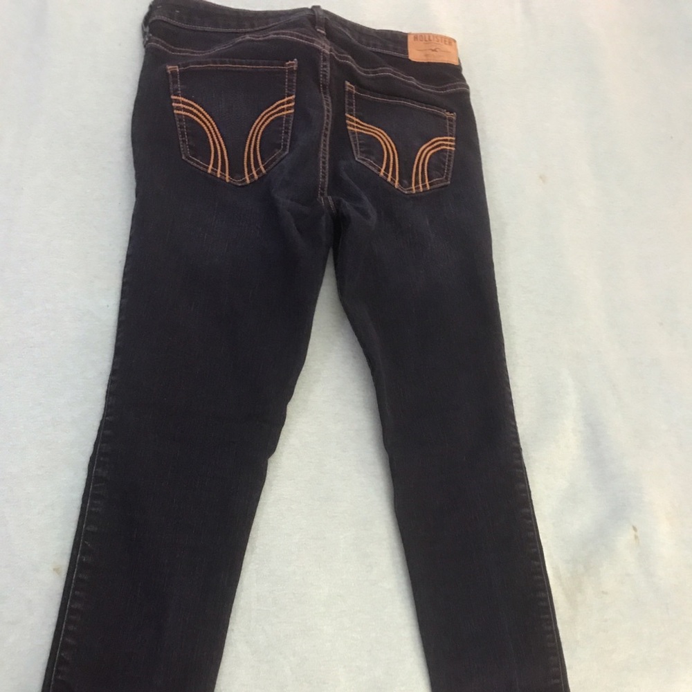 Hollister skinny jeans.