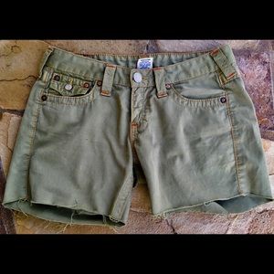 True Religion Joey Olive Green short a Shorts
