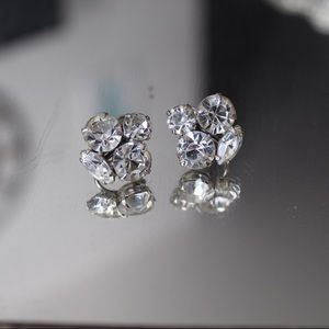 Vintage Earrings (1930's screw backing)