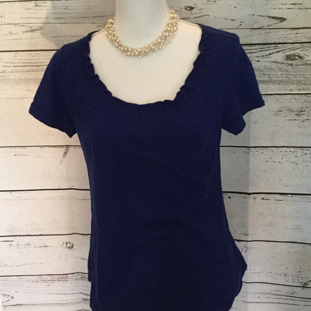 Gap navy top with gathering at neckline