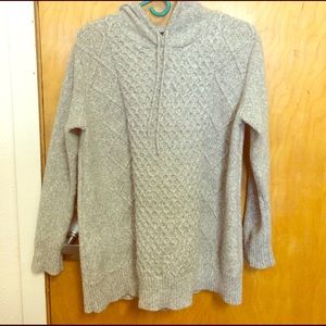 American Eagle soft sweater.
