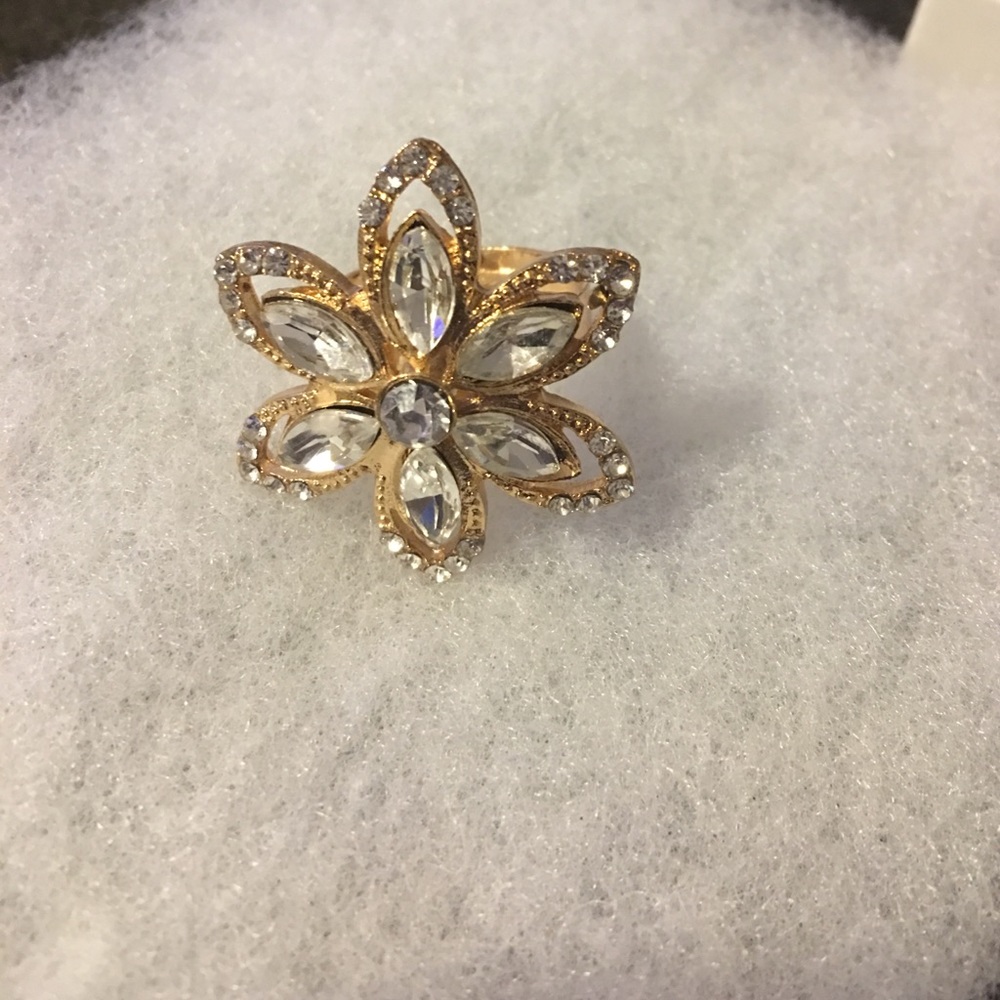 Flower ring