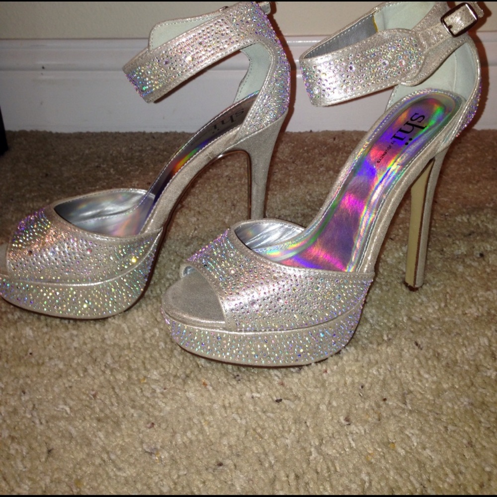 Homecoming heels
