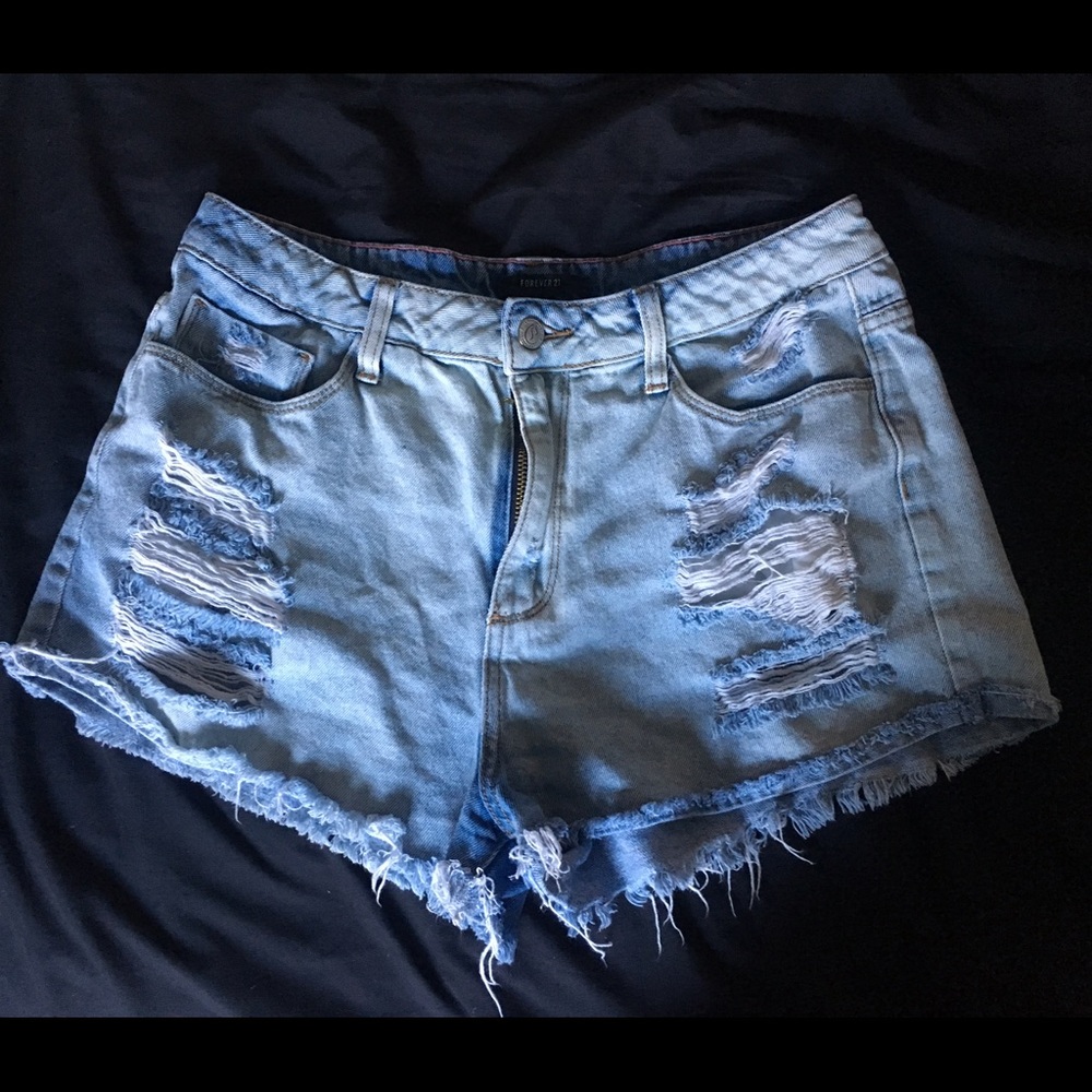 Distressed high waisted shorts