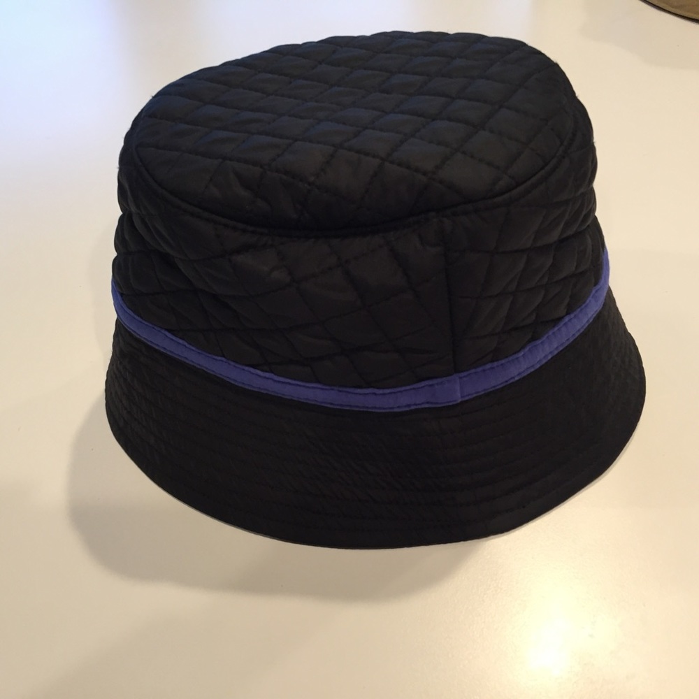 Primaloft Hat! - Picture 4 of 4
