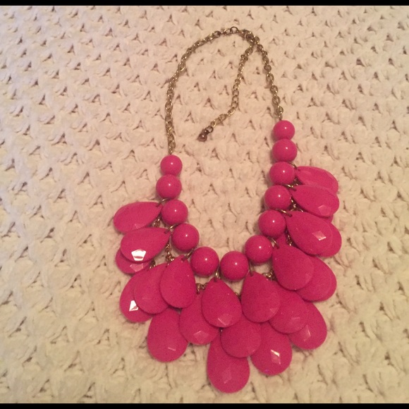 Pink necklace - Picture 2 of 2