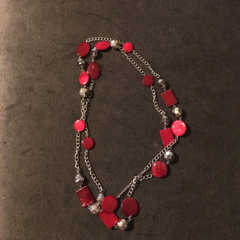 Long necklace!