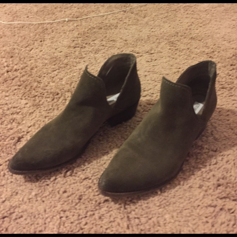 Olive green Steve Madden booties