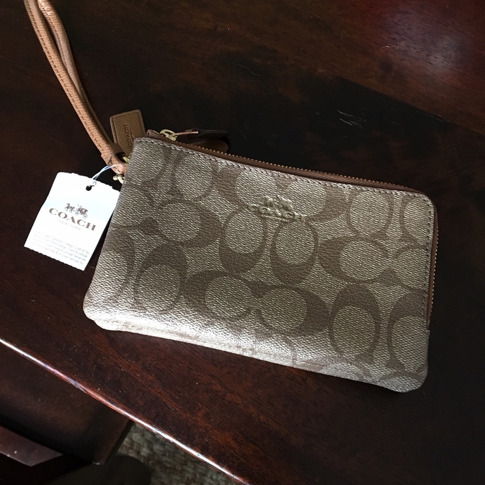 Never used coach wristlet