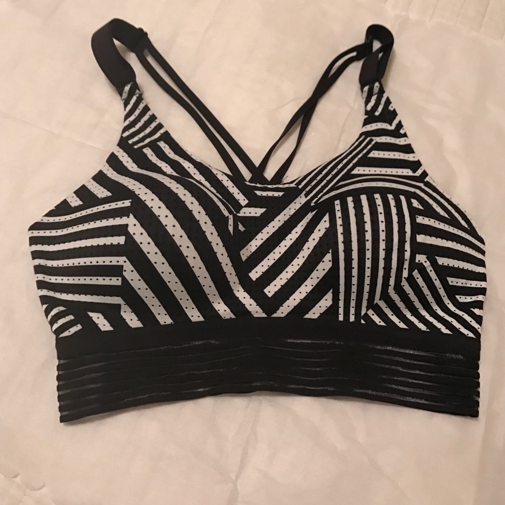 VS sports bra