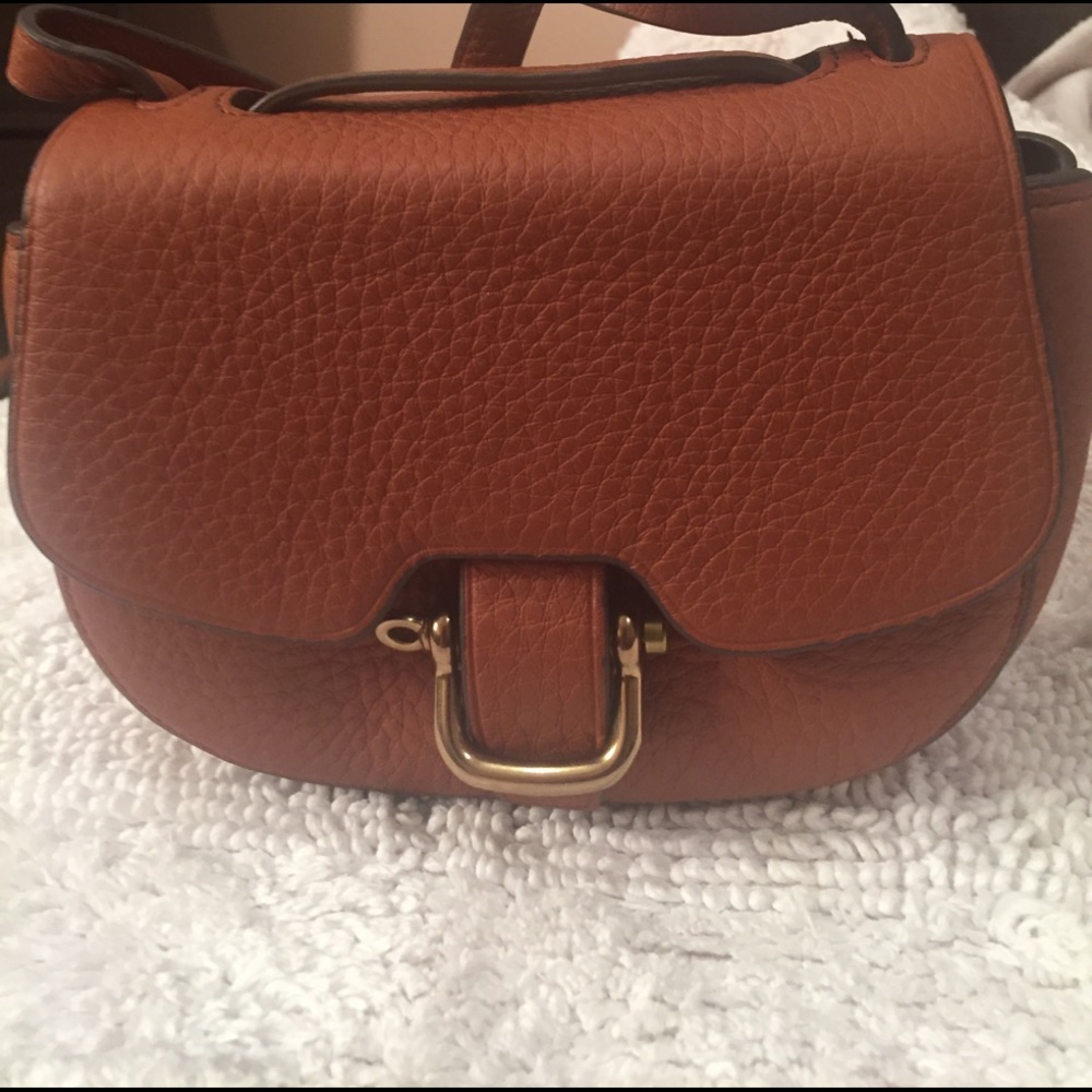 Crossbody purse