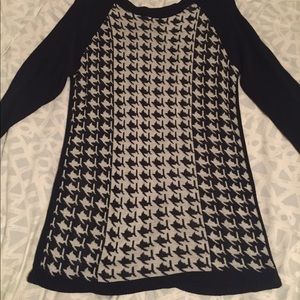 Long sleeve sweater with open back