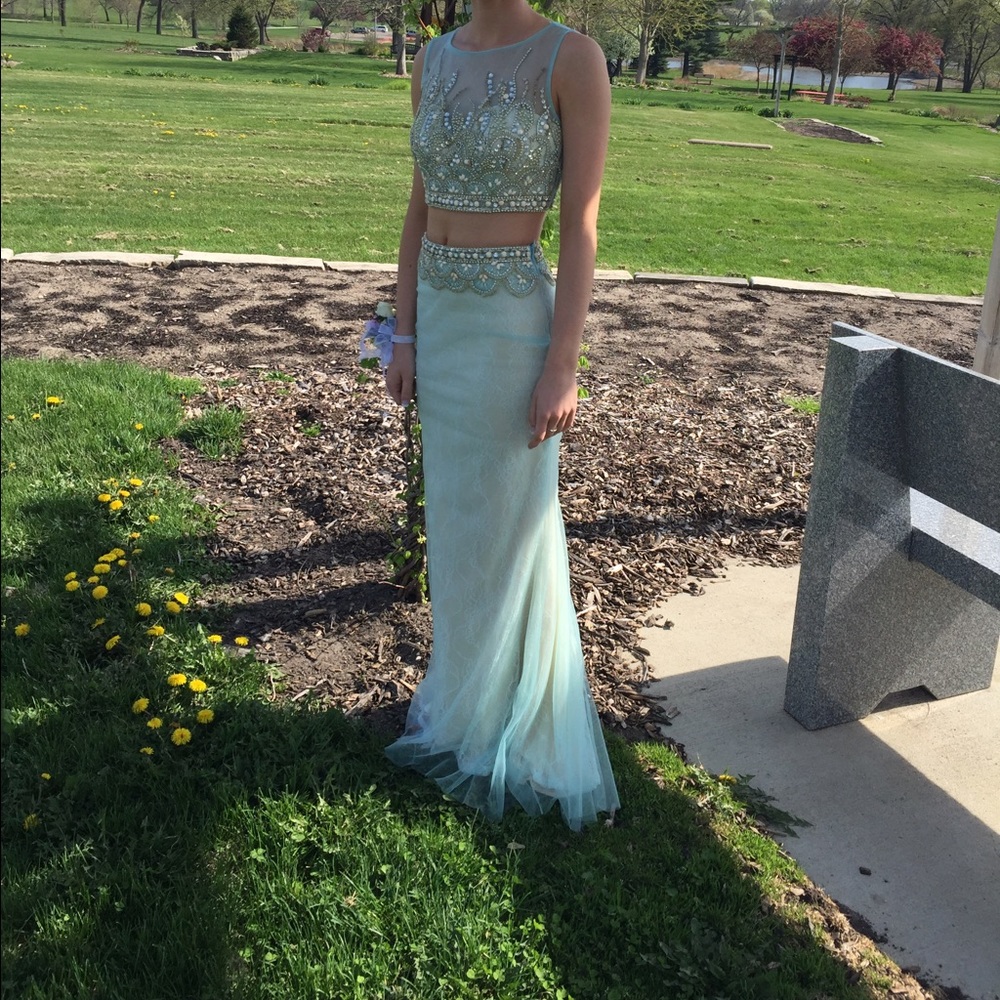 Prom dress