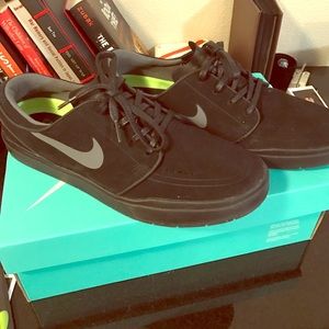 Nike Janoski Hyperfeel