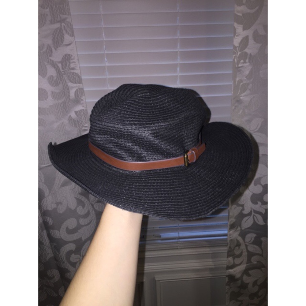 black summer floppy hat