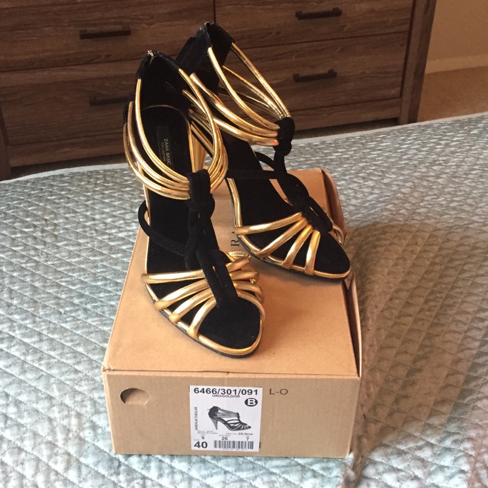 Strappy sexy ZARA HEELS