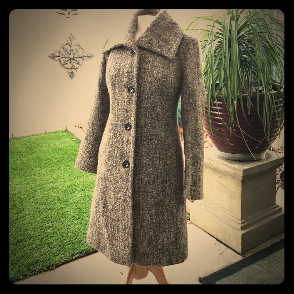 Calvin Klein wool blend coat. Size 6