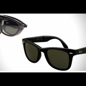 Ray ban foldable wayfarers -gloss black