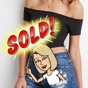 *SOLD* Over the shoulder crop top
