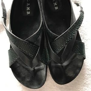 L.A.M.B bellatrix crisscross flat Sandals Black