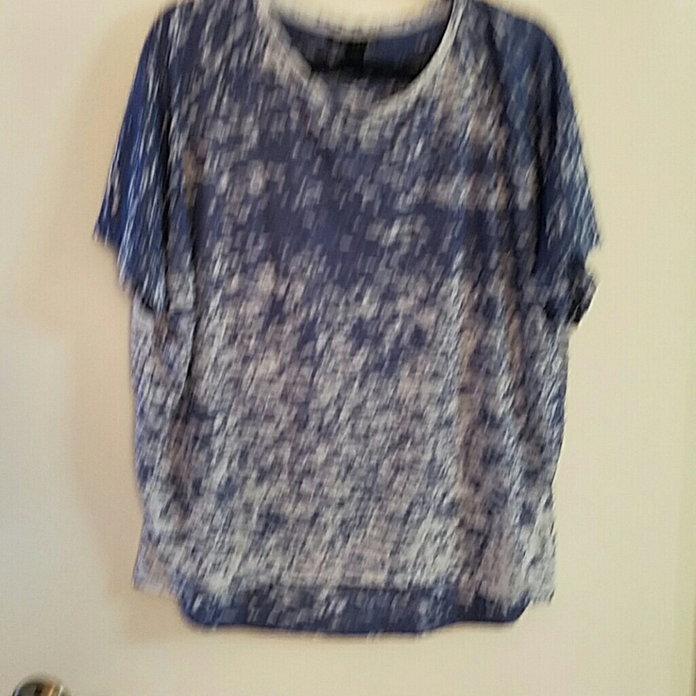 Short sleeved loose fitting tee.