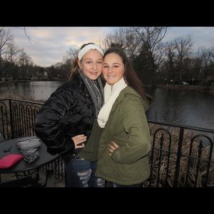 Meet your Posher, Deana