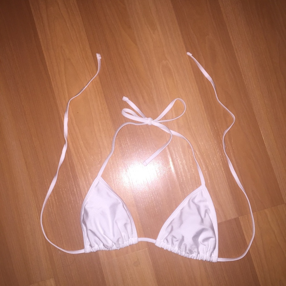 SPRING SALE🌷AA Swim Bikini Top White