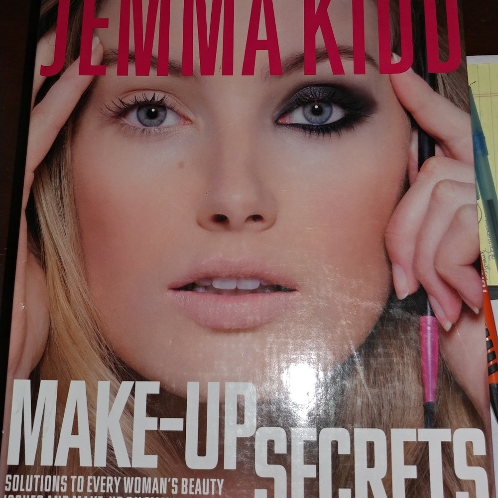 Make-up Secrets - NEW!!