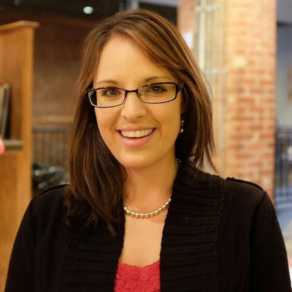 Meet your Posher, Jennifer