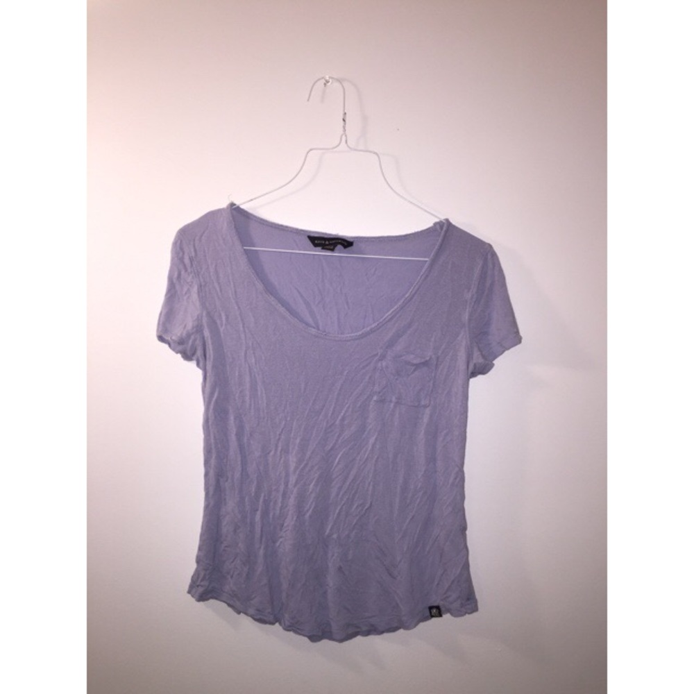 casual t-shirt
