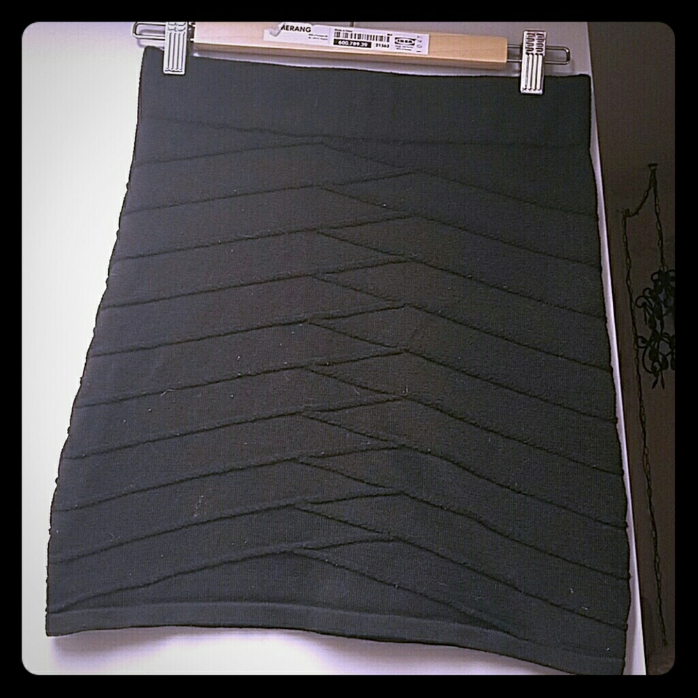 Black sweater skirt