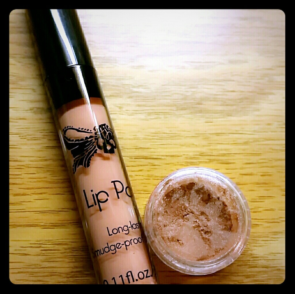 Tattoo Junkee in Cheeky