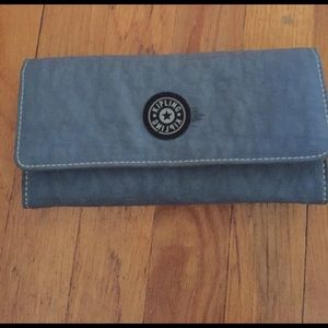 Kipling trifold wallet
