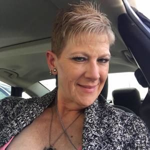 Meet your Posher, Katheryn stewart