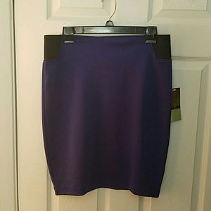 Nicki Minaj royal blue skirt