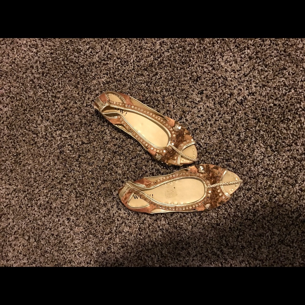 Gold flats