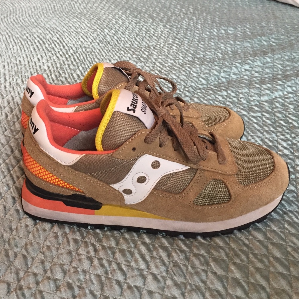 Saucony shadow sneakers